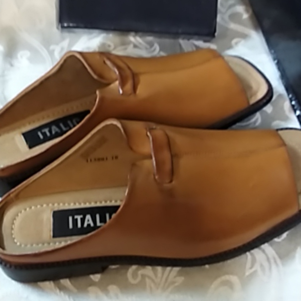Men's Italic leather shoes ( new)
